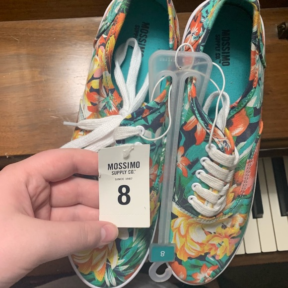 Mossimo Tropical Print Sneakers - Picture 4 of 5